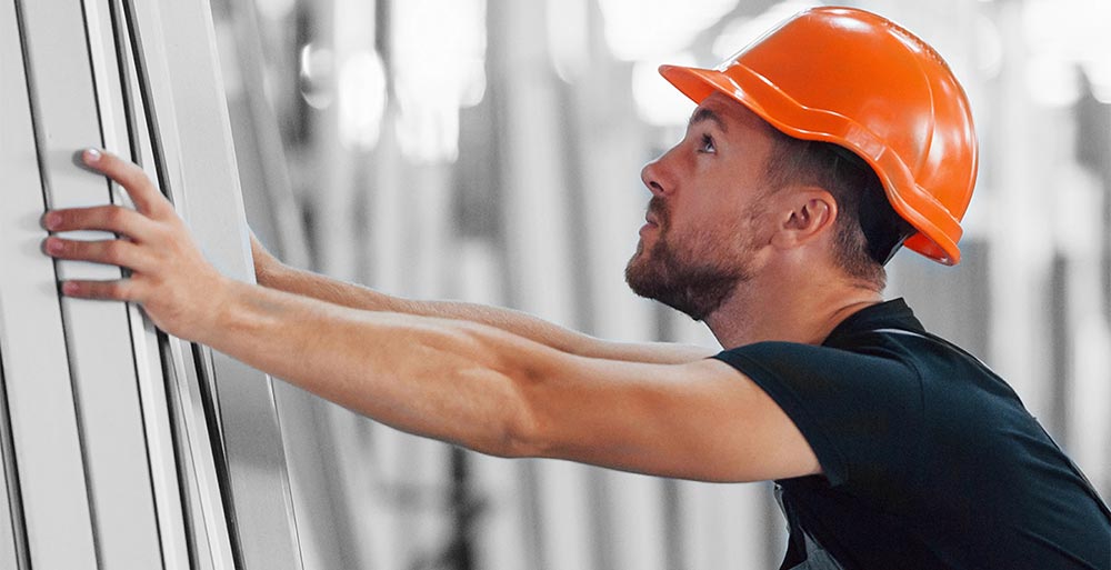 Mitigación de riesgos con gestión efectiva de SST empresarial - PRADO Insurance